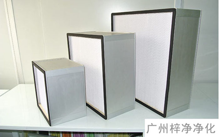 F-S有隔板中效空氣過濾器主要用于制藥、電子、食品廠房中潔凈/空調/通風系統(tǒng)的中級過濾。